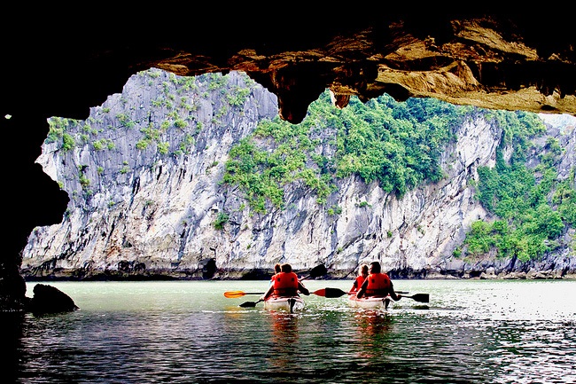 Chèo thuyền Kayak Hạ Long